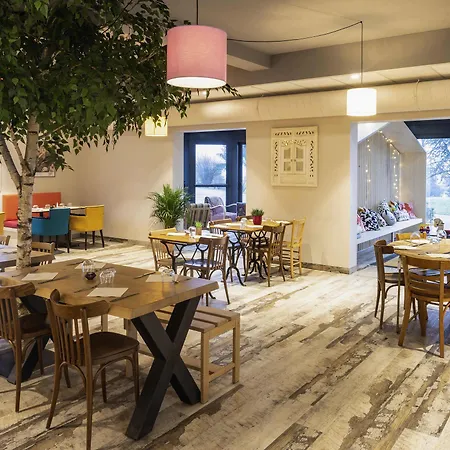 Отель Greet Nancy Sud