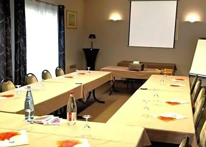 Greet Nancy Sud Hotel