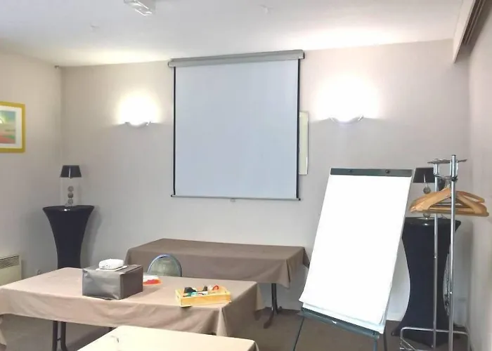 Greet Nancy Sud Hotel